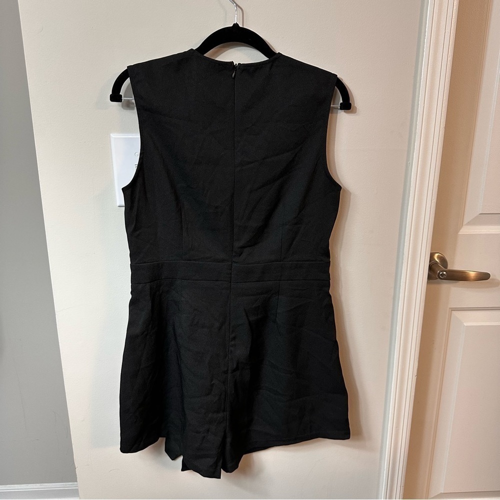 Missguided Black Skort in Size 10 - Picture 4 of 6